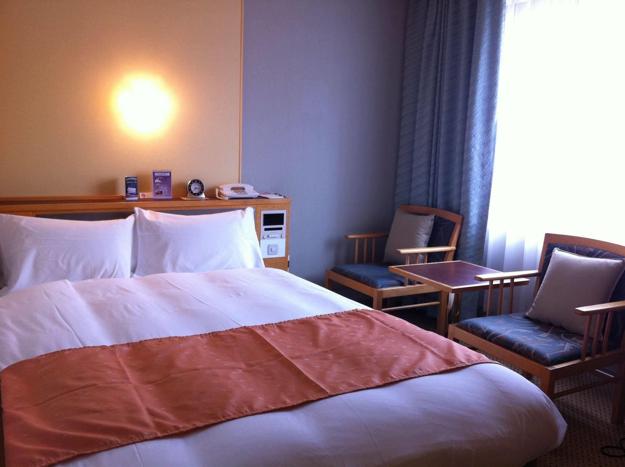 Hotel Chisun Grand Takamatsu Esterno foto